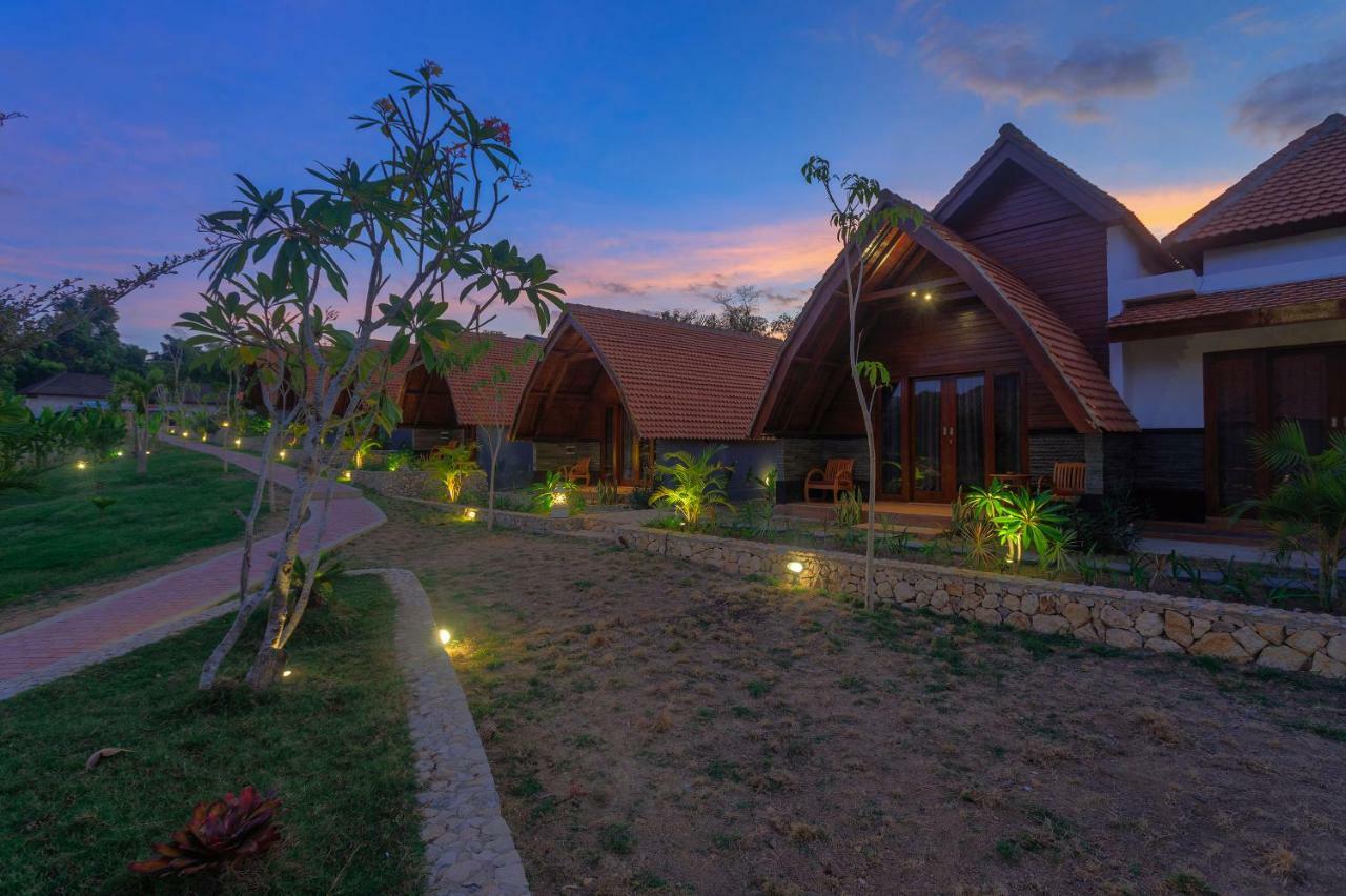Tanjung Lima Villas Labuan Bajo Exterior photo
