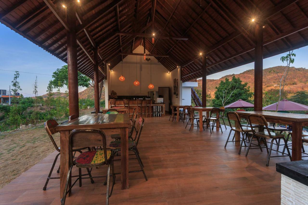 Tanjung Lima Villas Labuan Bajo Exterior photo
