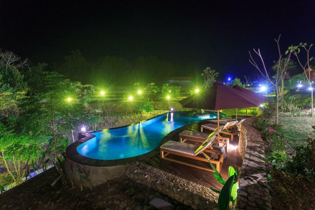 Tanjung Lima Villas Labuan Bajo Exterior photo